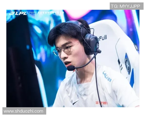 CSGO精彩解析：深入了解LNG战队的默契配合与战术策略